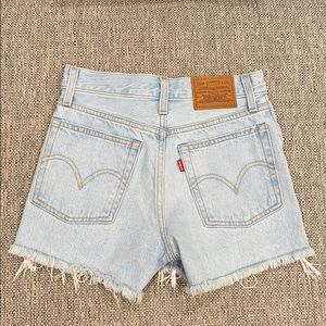 levi denim shorts